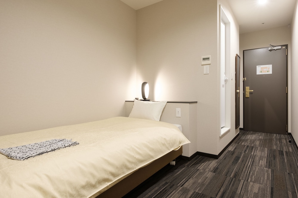 THE PREMIUM HOTEL IN RINKU 14/57