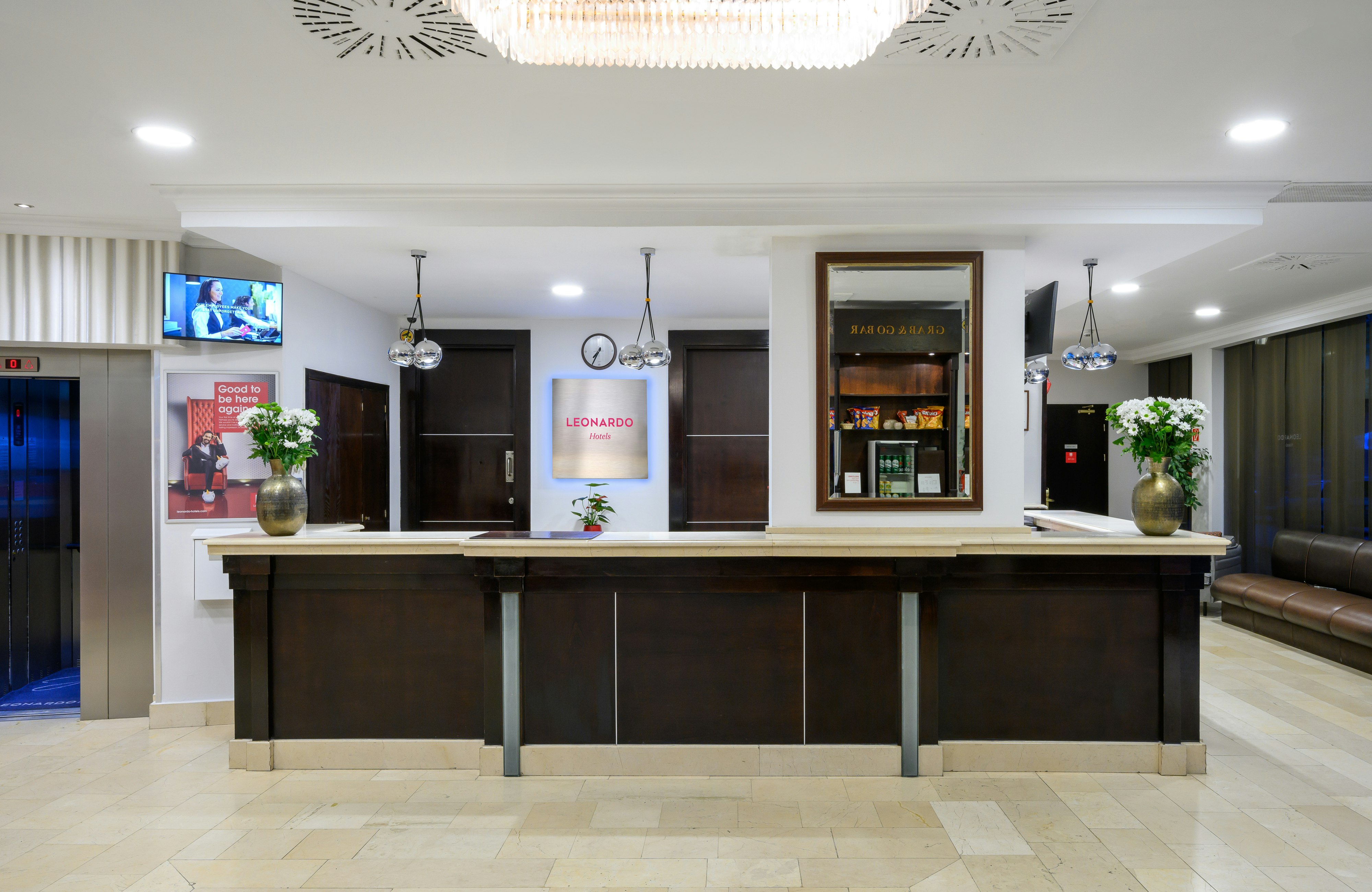Lobby at Leonardo Hotel Budapest, BUDAPEST