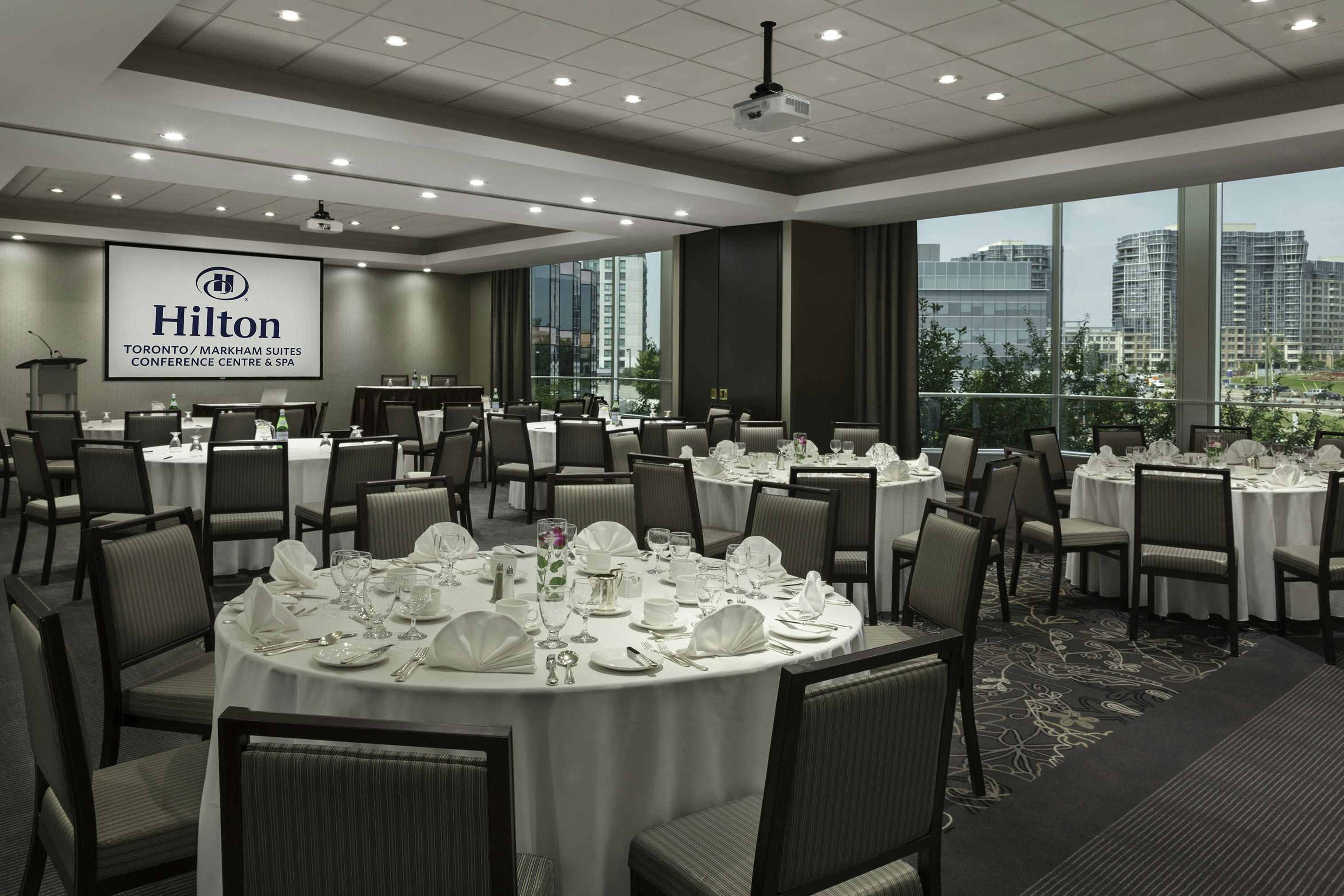 Hilton Toronto Markham Suites Conference Centre Spa 78/87