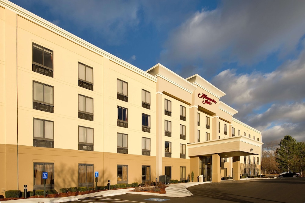 Hampton Inn Haverhill 3/50