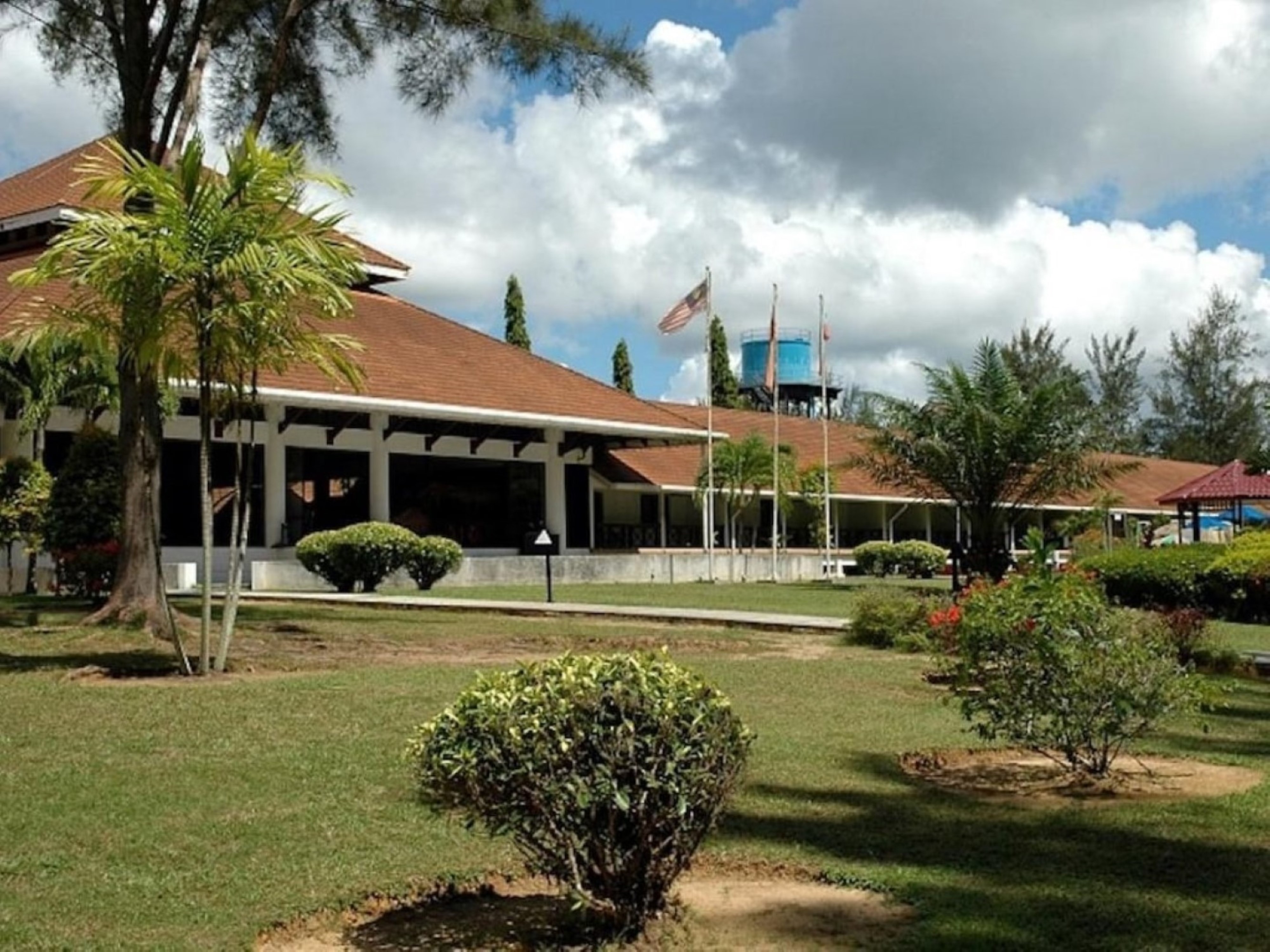 FELDA RESIDENCE SAHABAT, LAHAD DATU 36/39