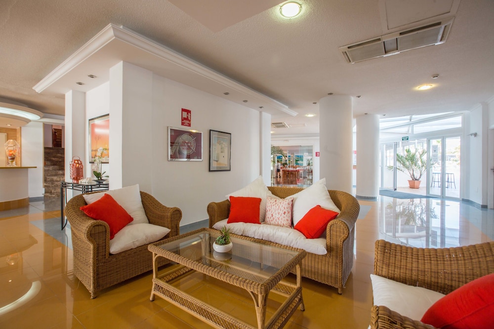 Coral Star Hotel 25/45