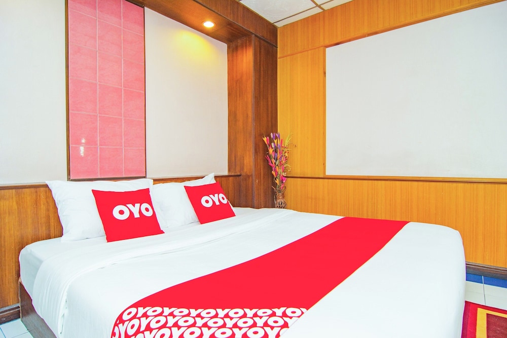OYO 534 Phasuk Hotel 44/64