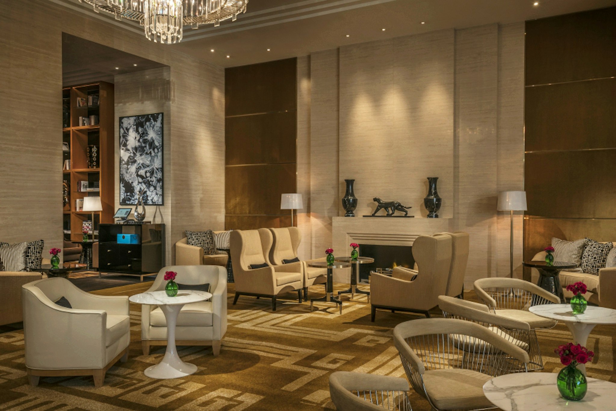 FOUR SEASONS HOTEL TIANJIN 52/84