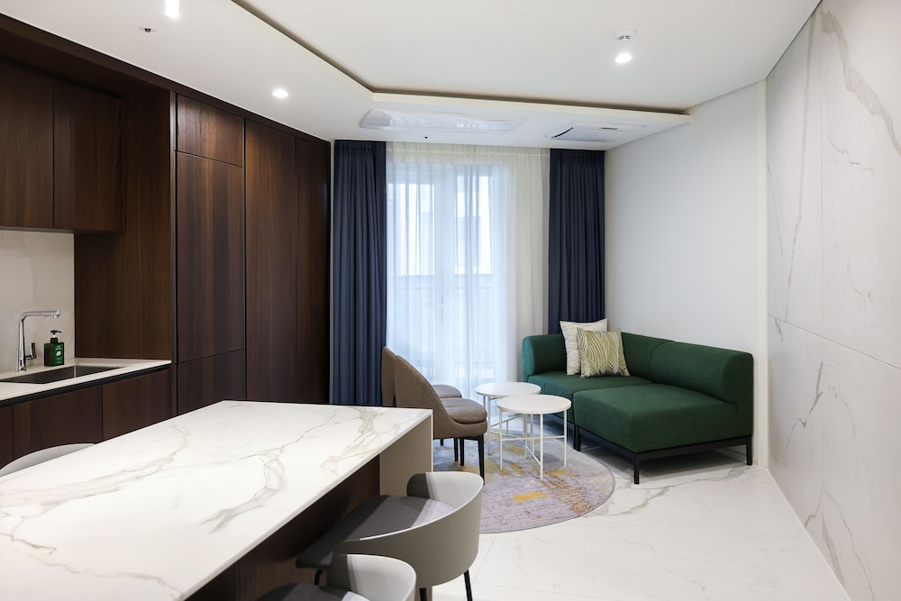Namsan, Signature, Suite, 2 Double Beds, with View