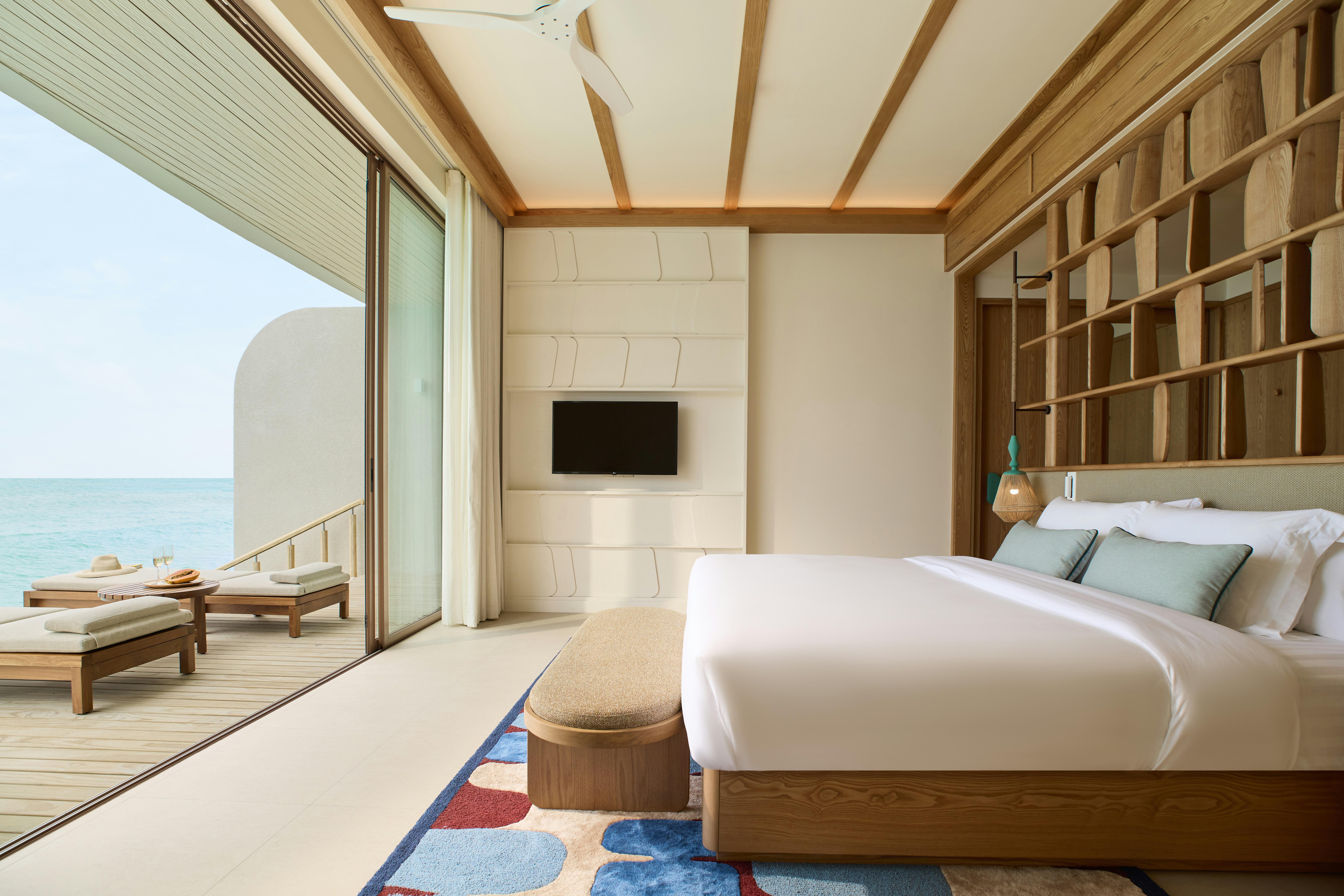 1 Bedroom, Overwater, Villa, King Bed, Hot Tub, Centara Grand Lagoon Maldives 2/3