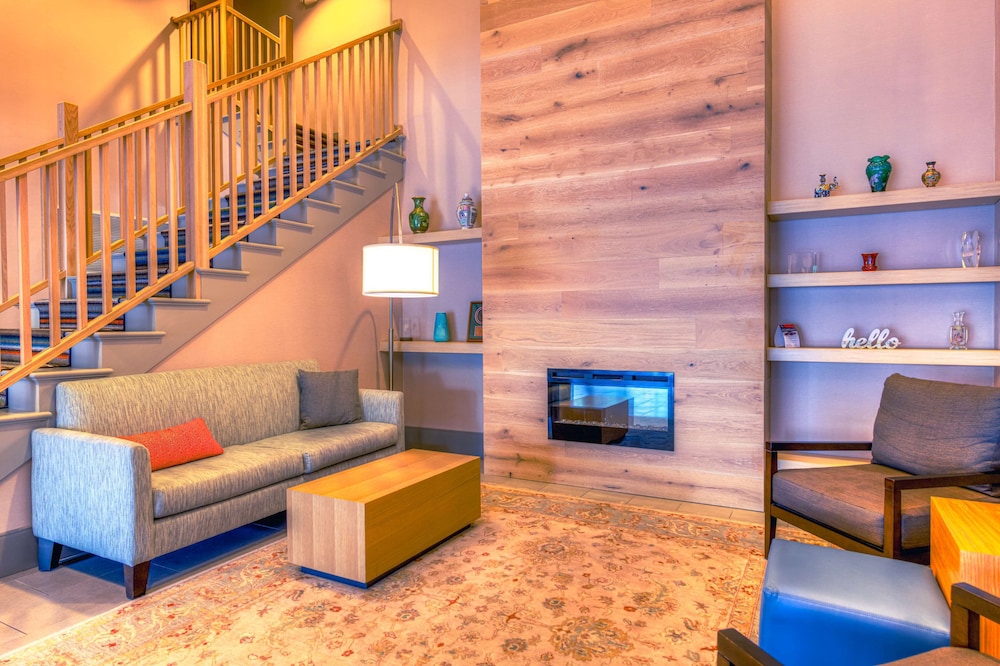 Country Inn & Suites by Radisson, Crystal Lake, IL 28/42