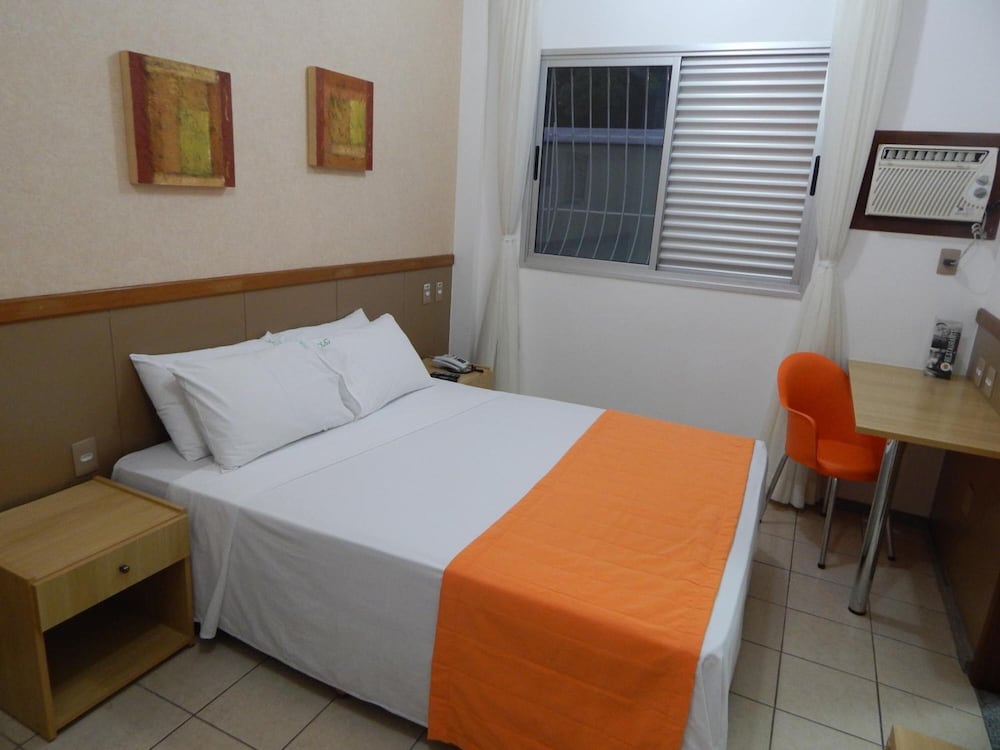FRIMAS HOTEL 8/45