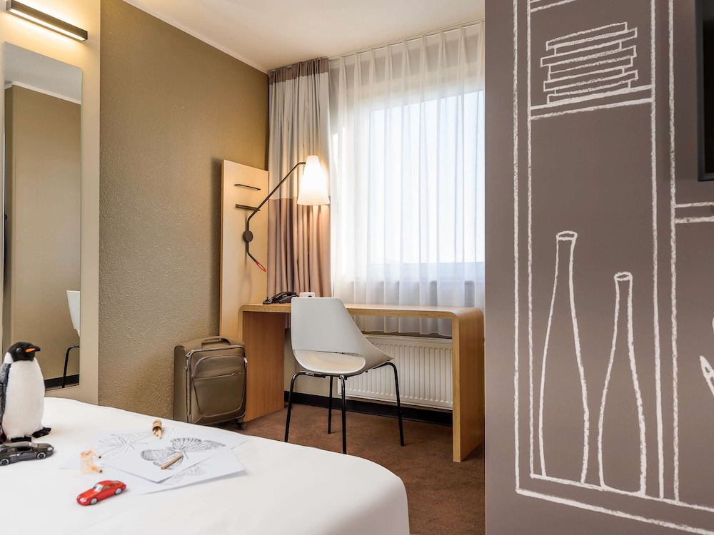Ibis Frankfurt Centrum 28/75