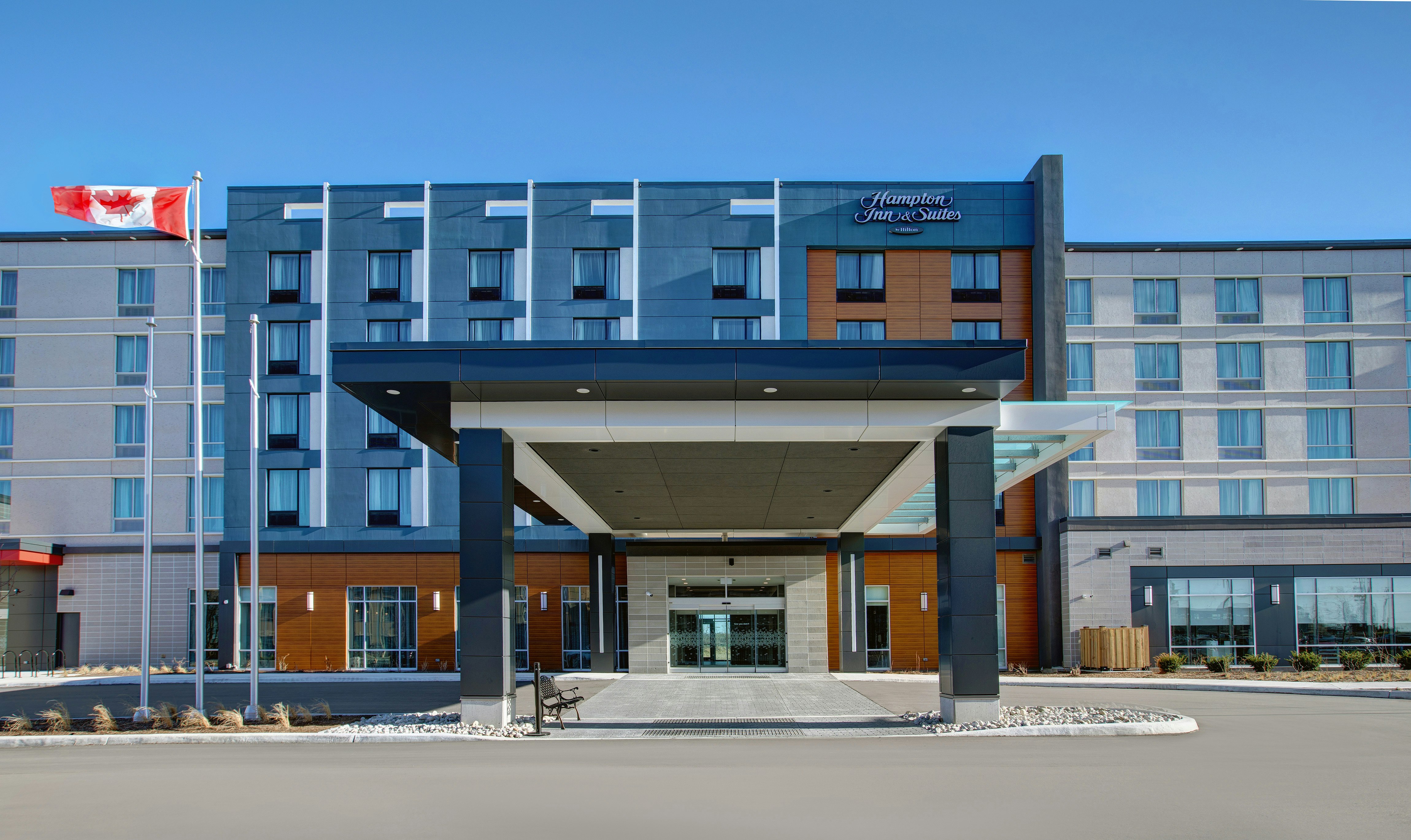 Hampton Inn and Suites by Hilton Waterloo St. Jacobs 2/45