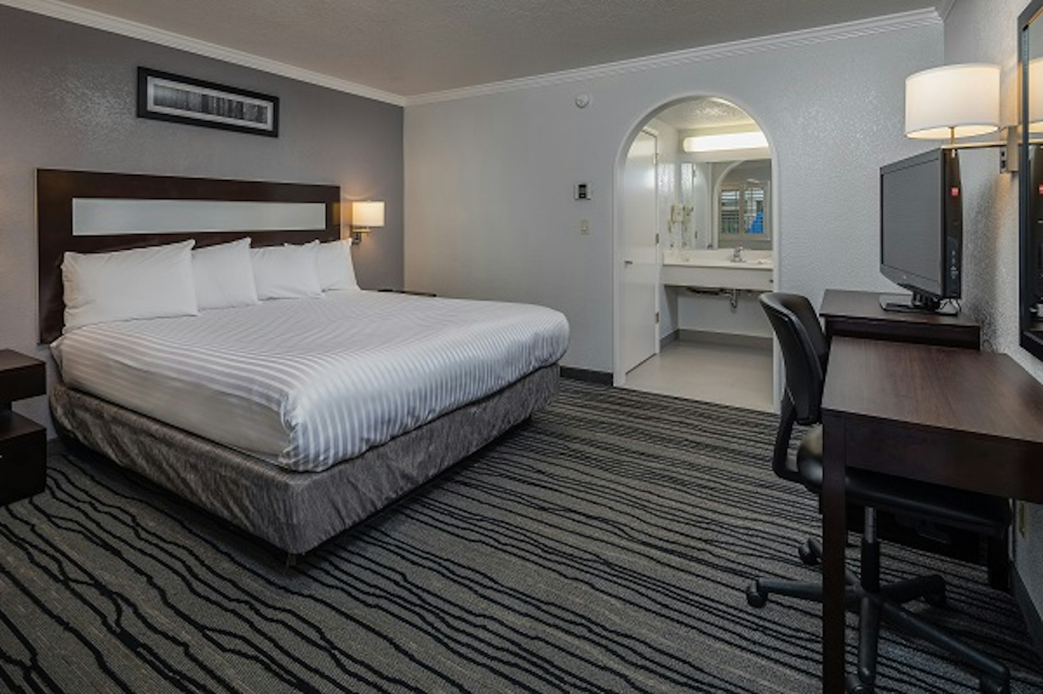 Redwood Creek Inn 10/25