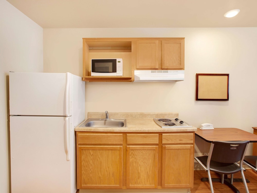 Extended Stay America Select Suites Lubbock West 29/41