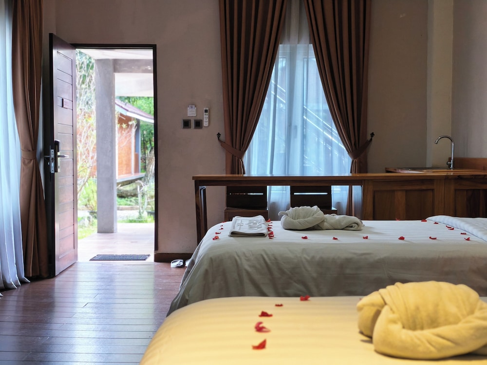 Thongs Inn Kualanamu Transit Hotel 28/64