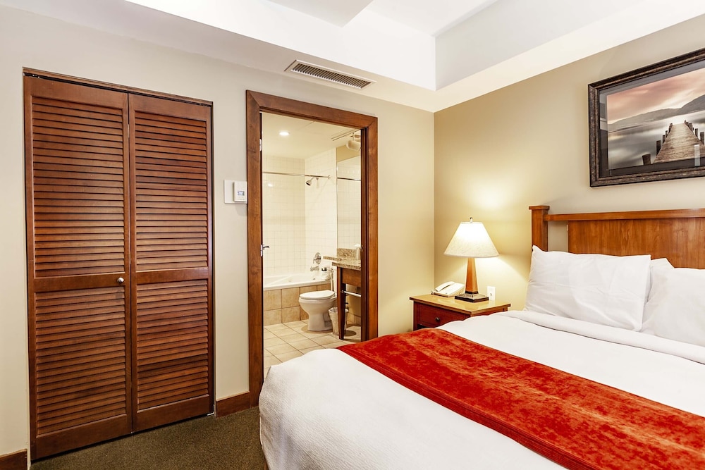 Sundial Lodge by All Seasons Resort Lodging 18/50
