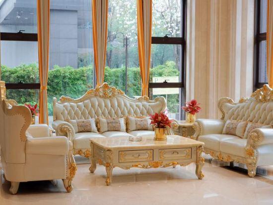 Vienna International Hotel (Zhongshan Lihe Plaza Xingzhong Road Store) 38/58