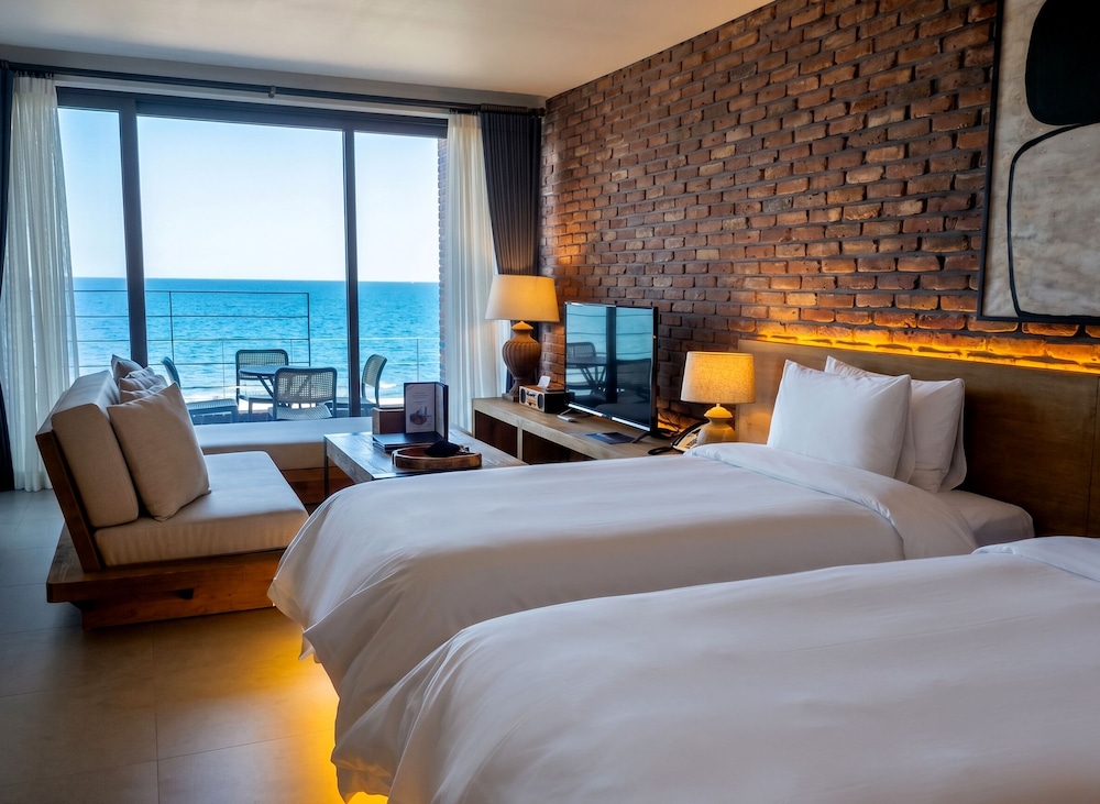 Zen Hideawayatjeju 13/58