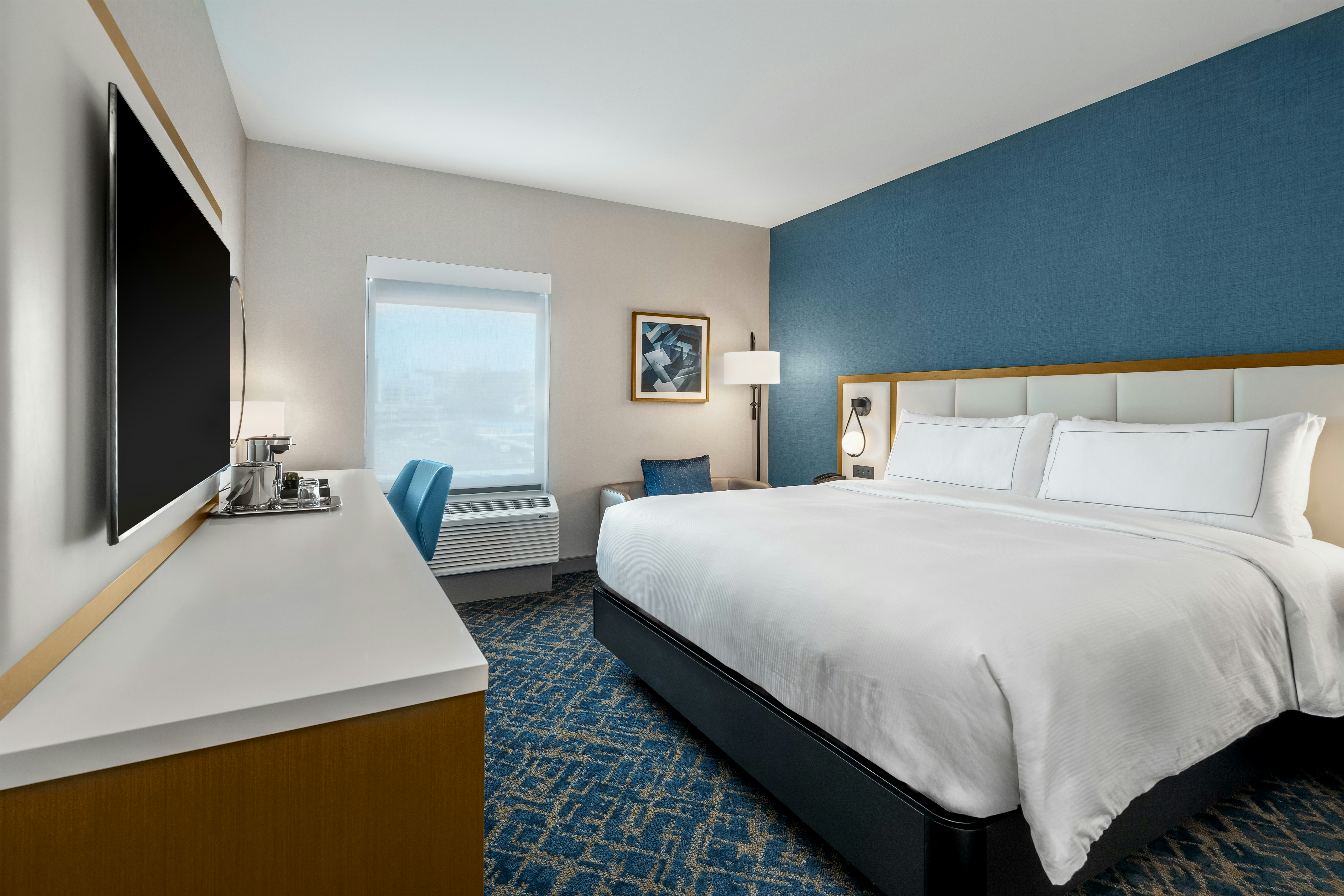 غرفة بسرير كينج لذوي الإعاقة، DoubleTree by Hilton Sioux City 2/4
