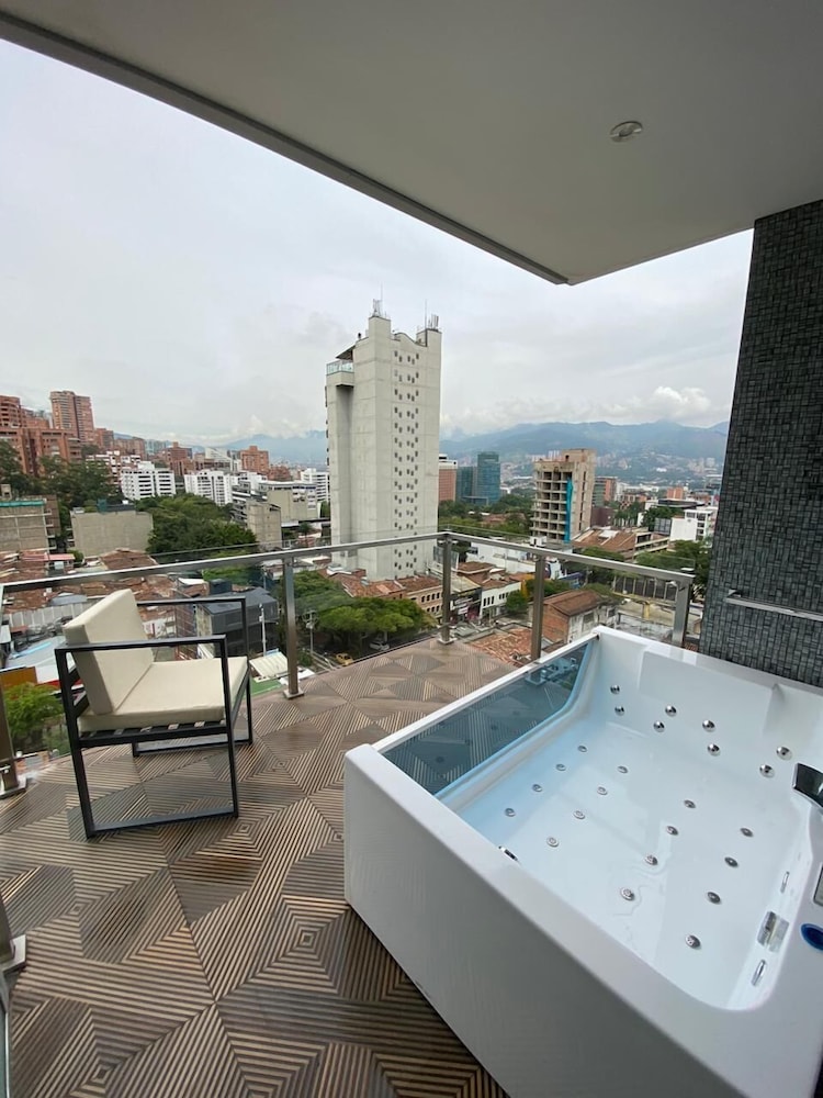 HAVEN A DESIGN HOTEL 24/46