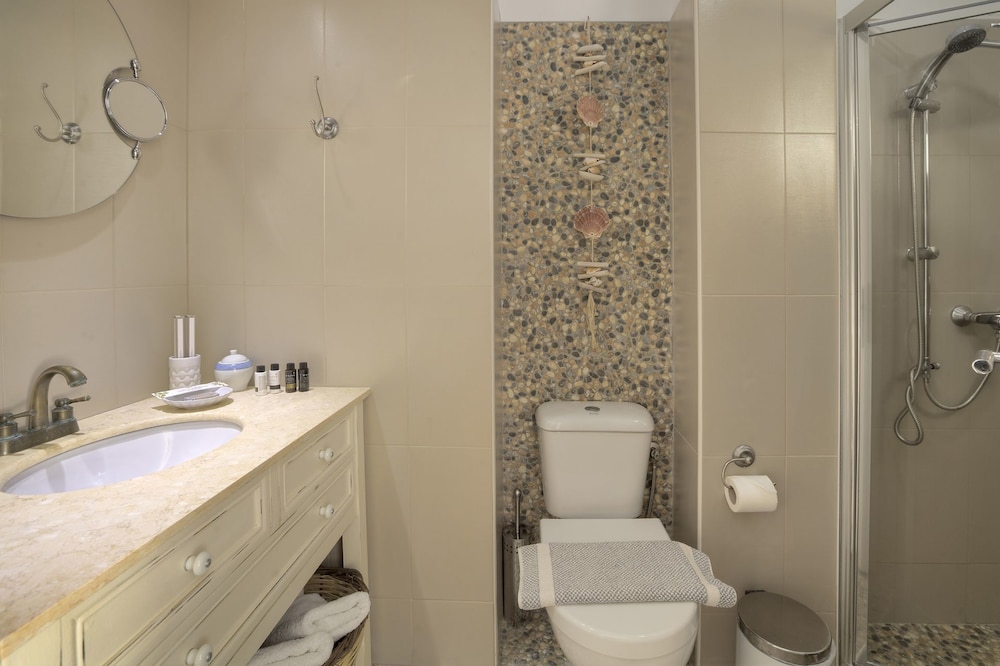 Miland Suites 18/74