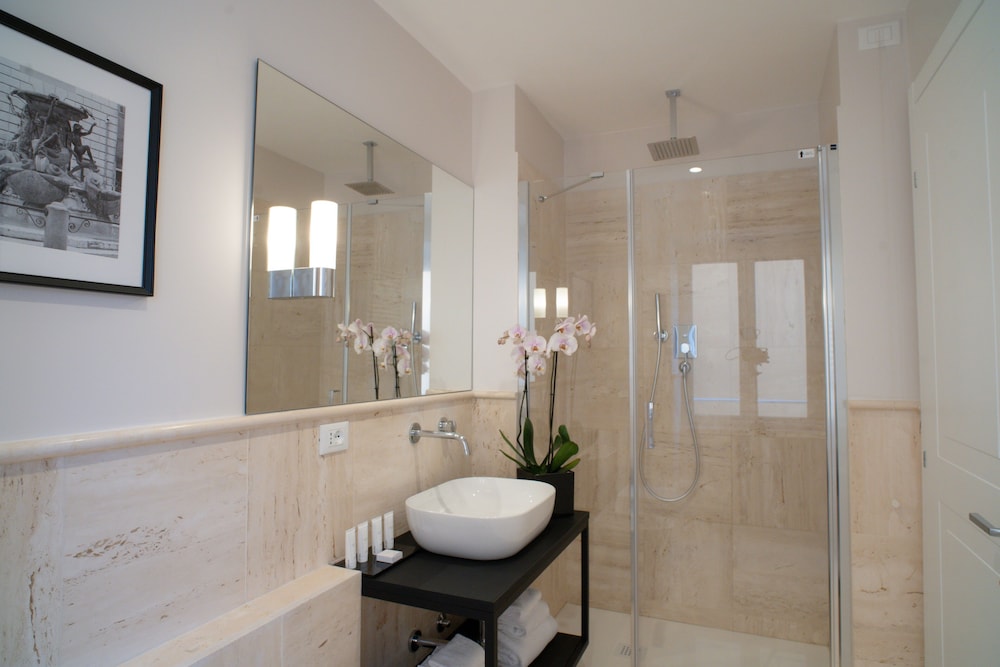 Kame Hall Luxury Rooms 5/31