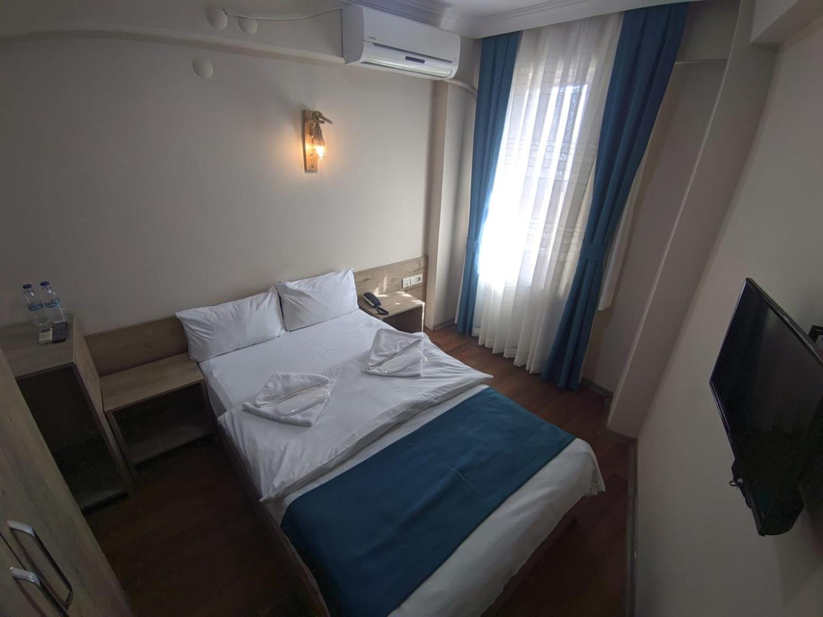 Room, Double Bed