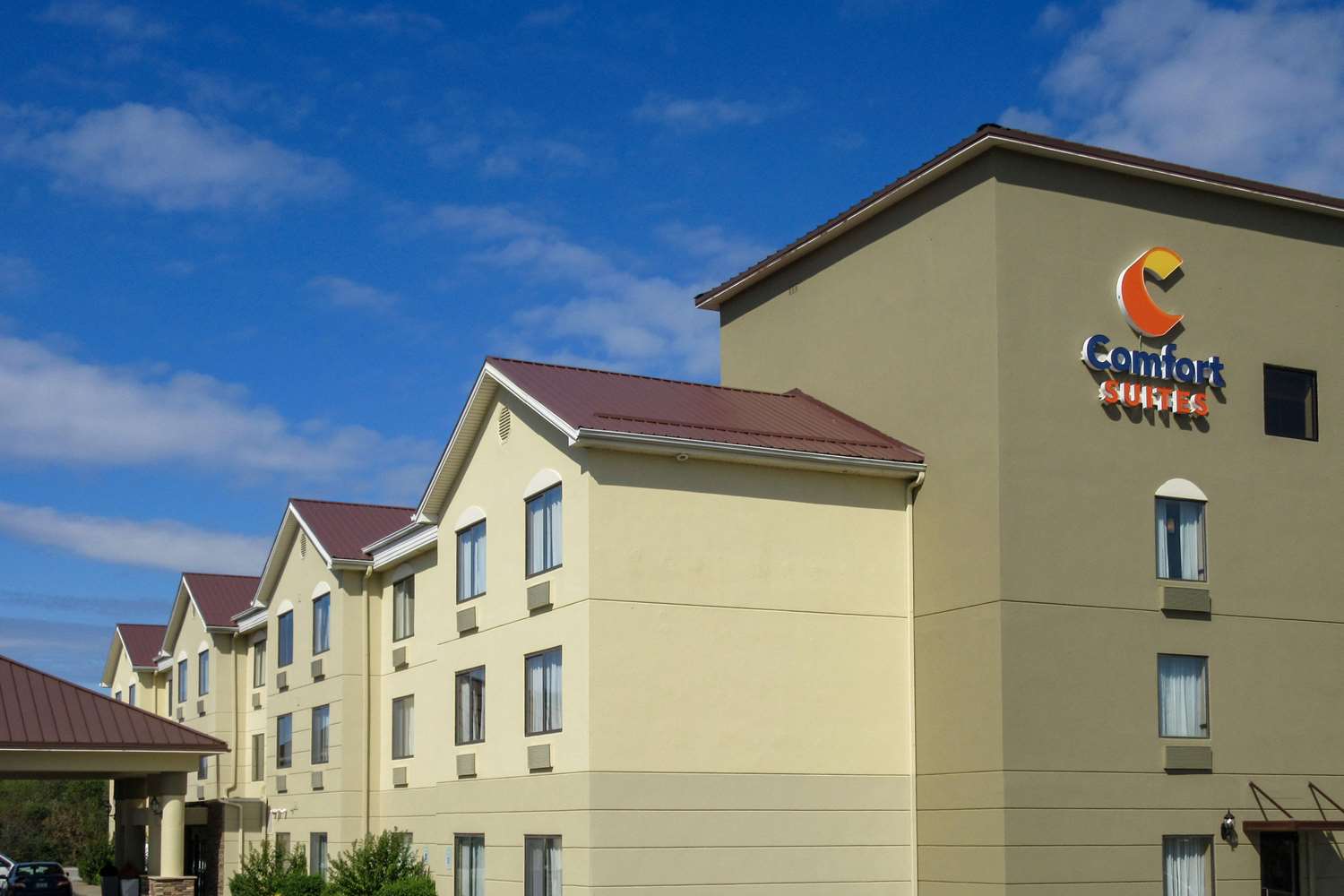 Comfort Suites Georgetown, KY 3/44