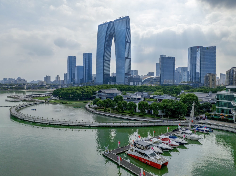 Tonino Lamborghini Hotel Suzhou 37/50