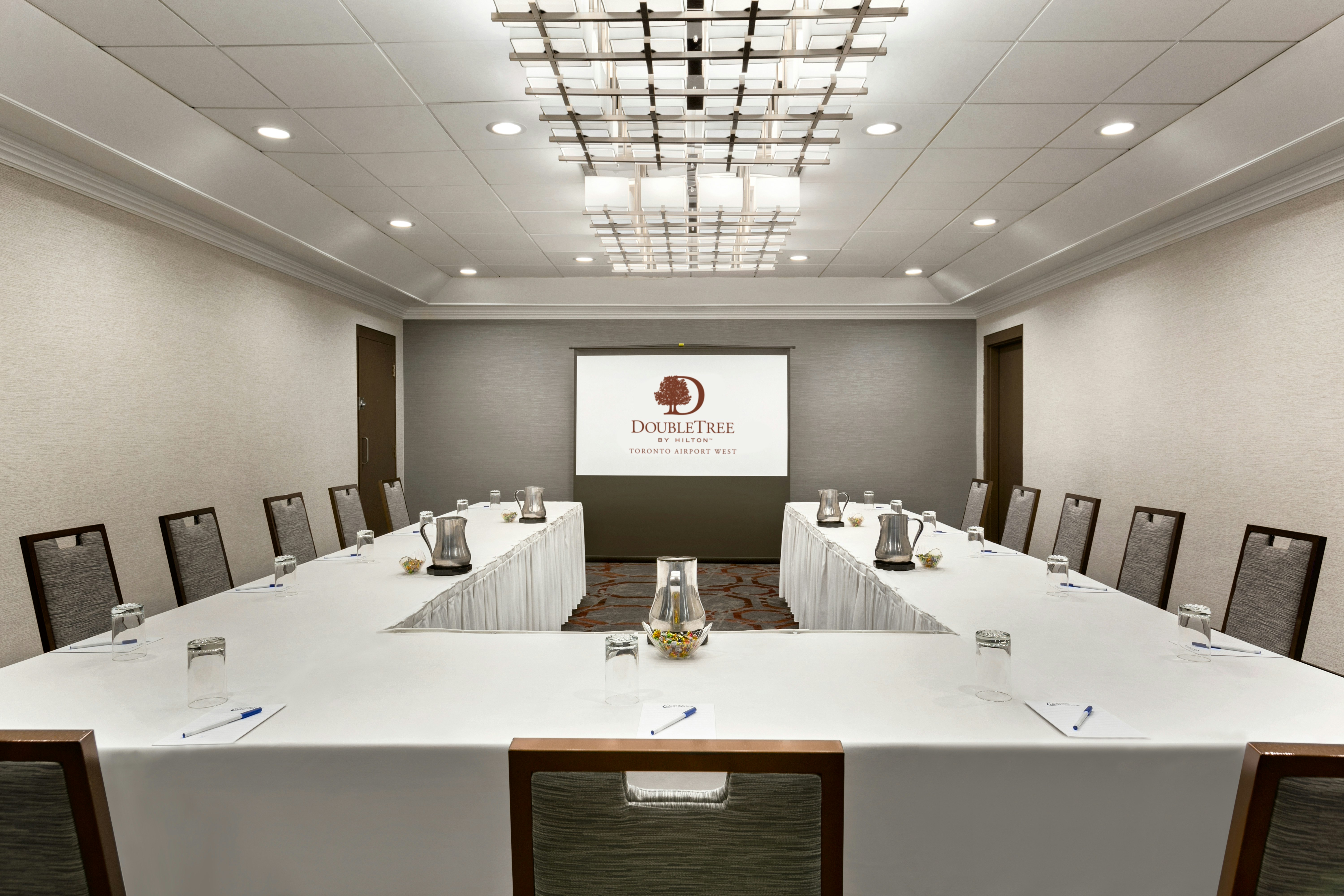 Doubletree By Hilton Toronto Airport West 17/24