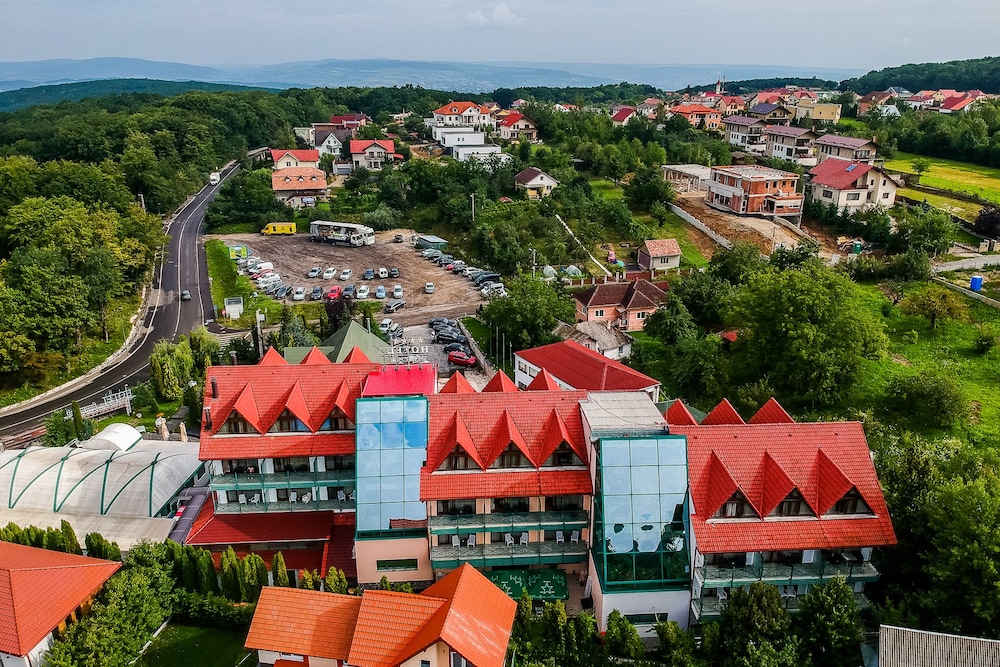 Hotel Sunny Hill 34/42