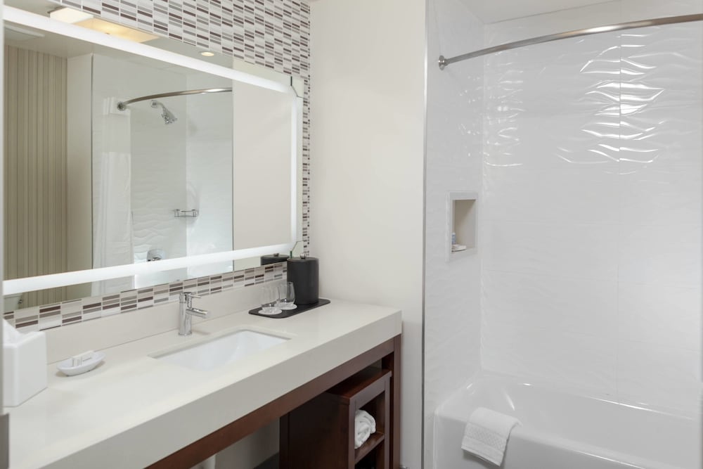 Courtyard By Marriott Deland Historic Downtown 12/47