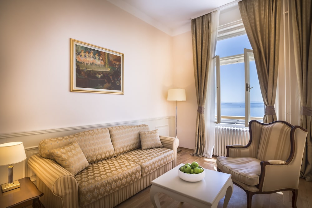 Hotel Bellevue 29/50