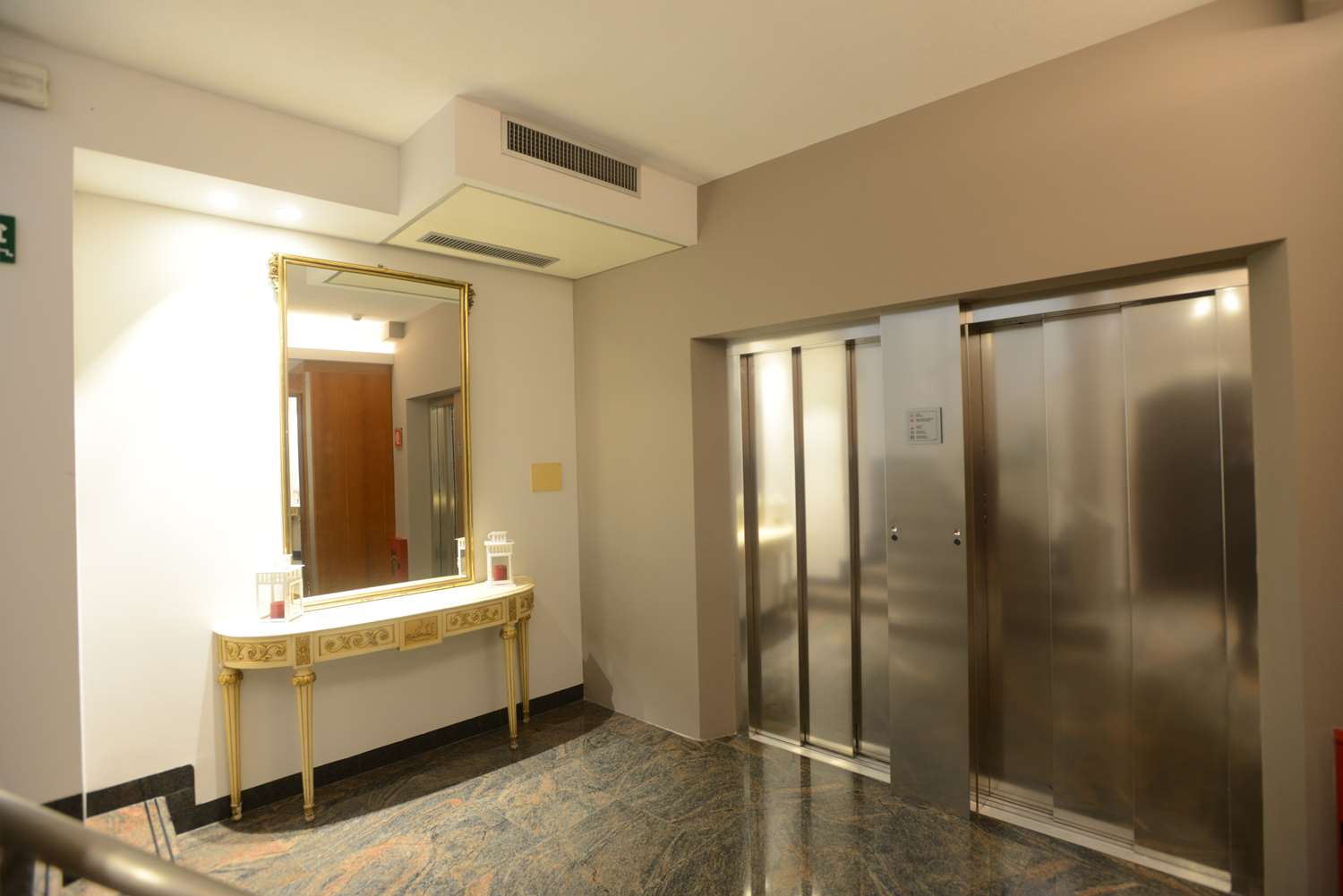 Albergo Roma, Bw Signature Collection 38/38