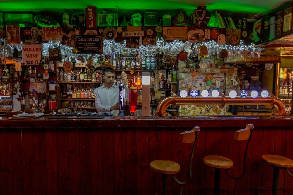 Istanbul Irish Hotel 35/40