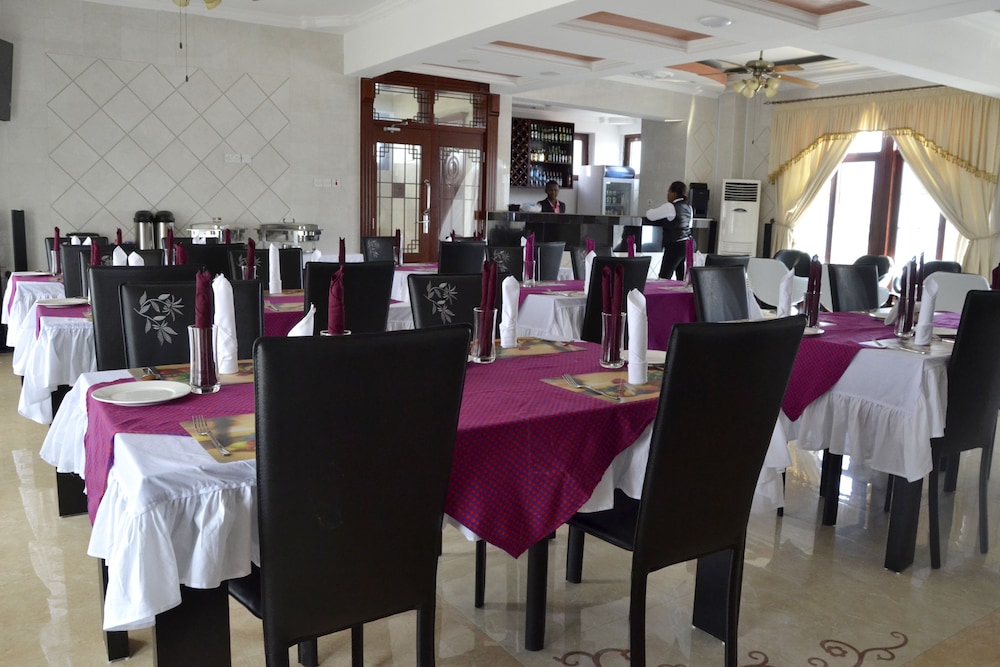 Lantana Hotel 42/46