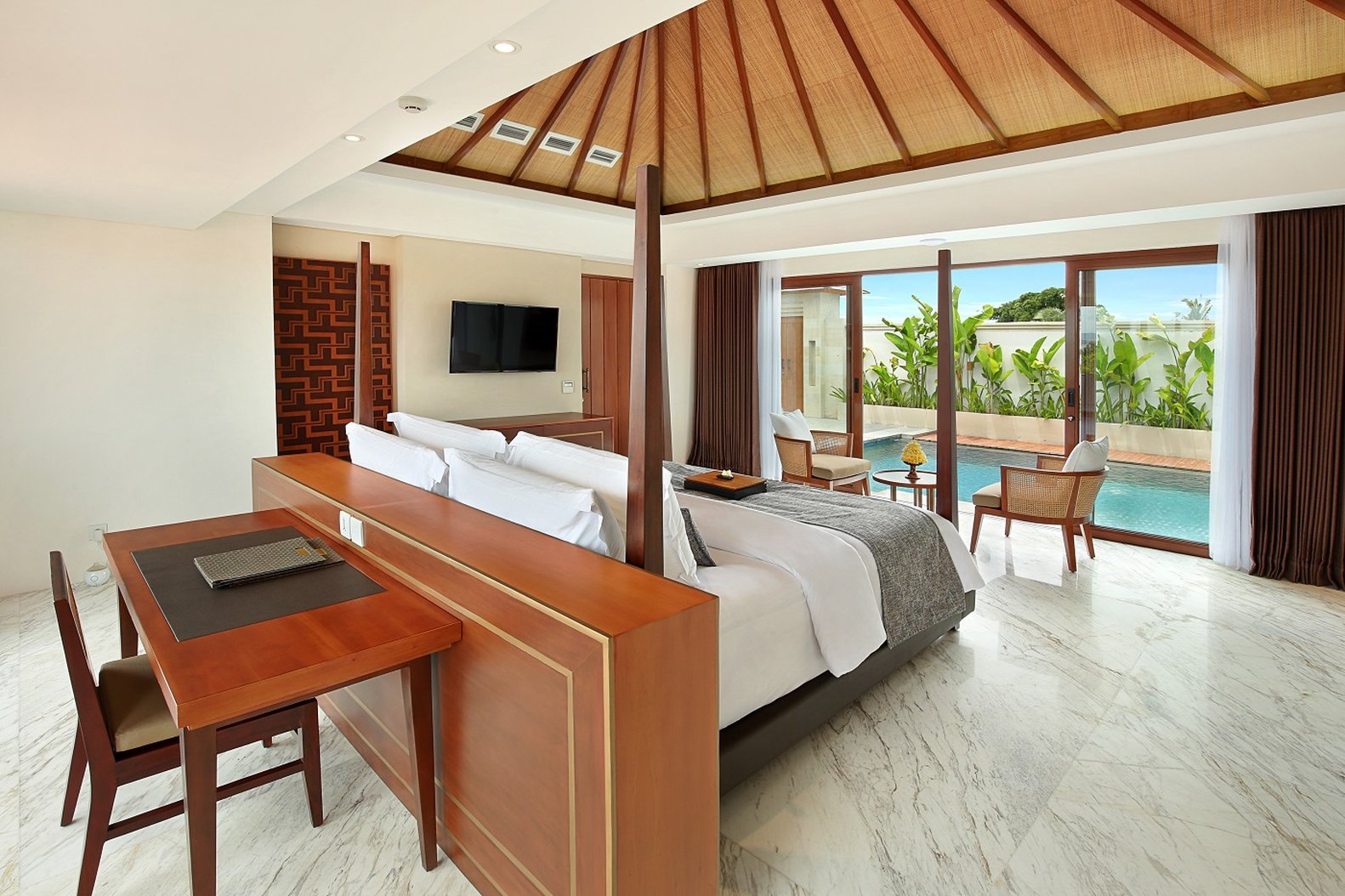 The Bandha Hotel & Suites 51/107