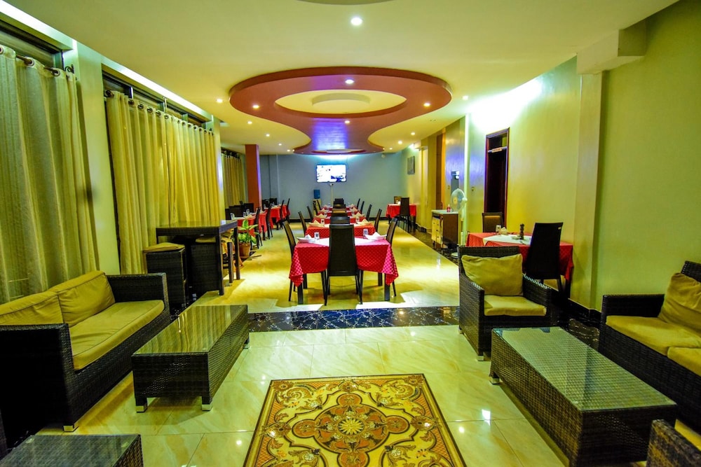 Interservice Hotel 28/44