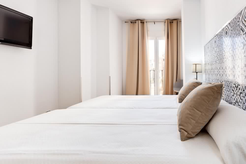 Madrid Hotel 37/73