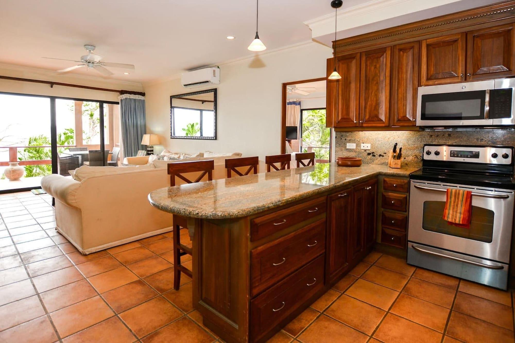 Spectacular - Spacious unit in Flamingo in front of the beach 3/34