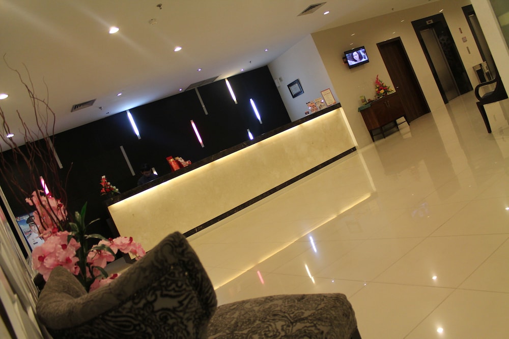 Ameera Hotel 4/37