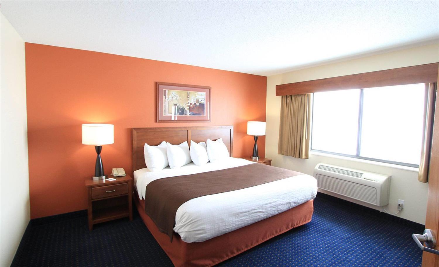 AmericInn by Wyndham Cedar Rapids/CID Airport 11/39