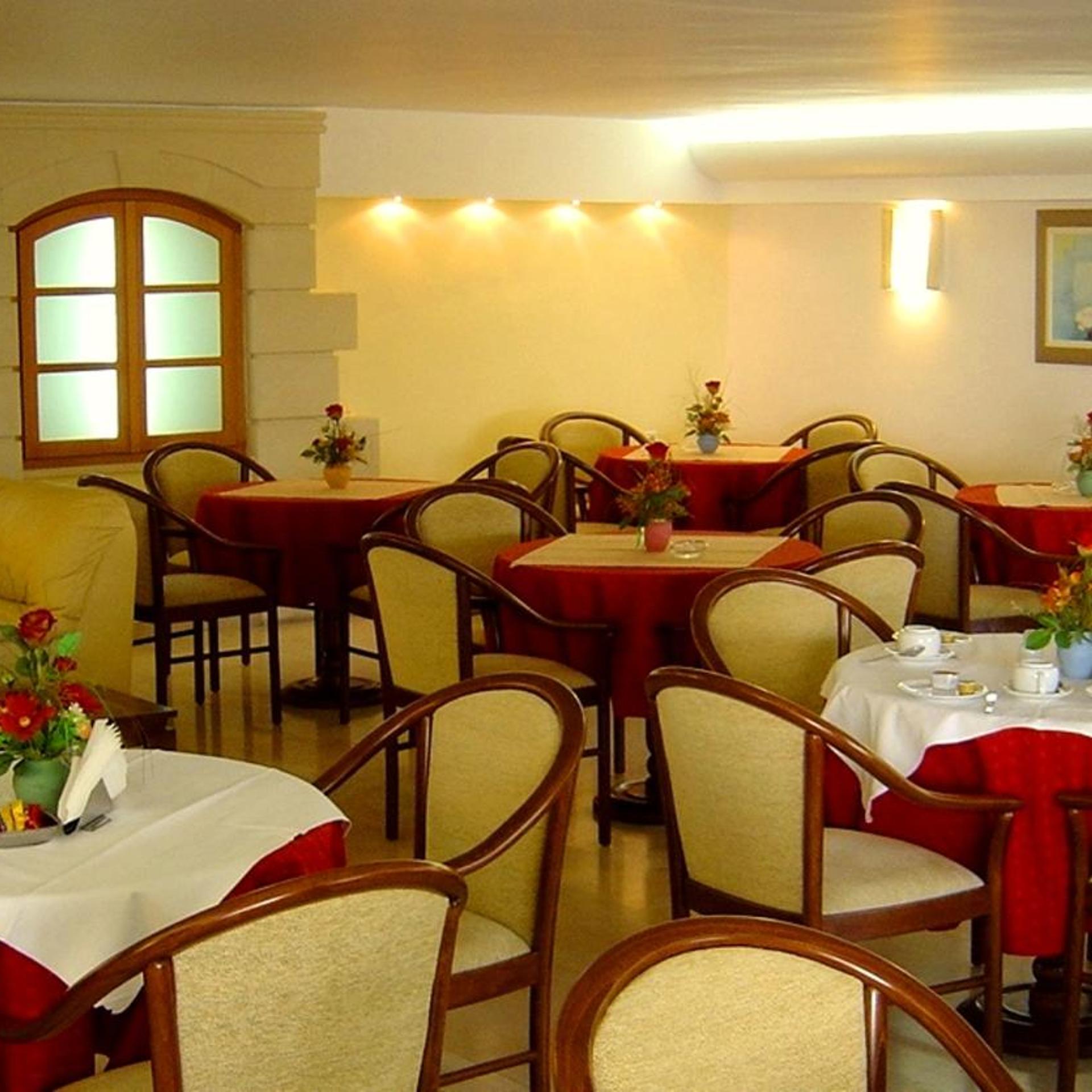 Elysee Hotel 28/48
