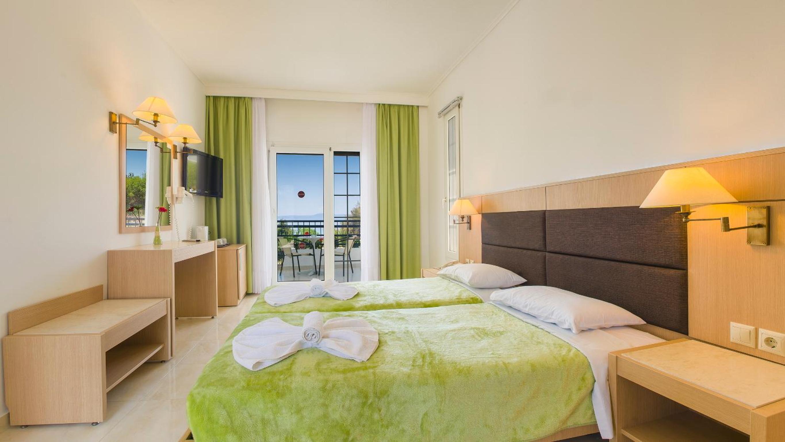 غرفة بسرير مزدوج أو سريرين منفصلين، Halkidiki Palace 8/9