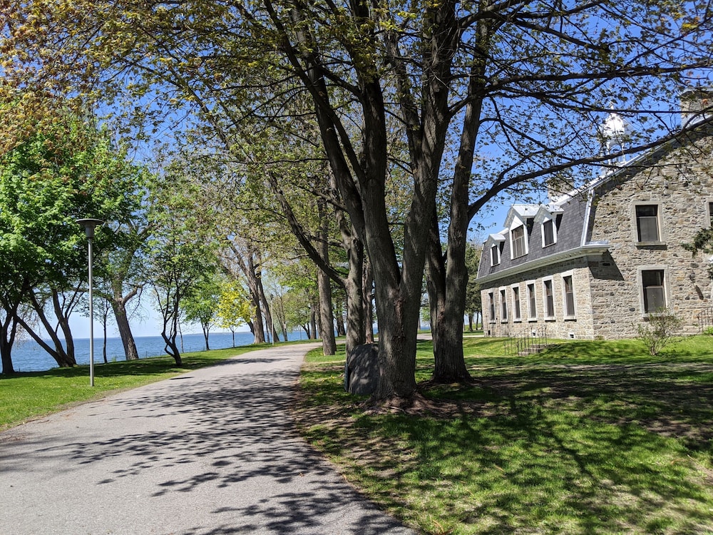 Manoir D'youville 45/50