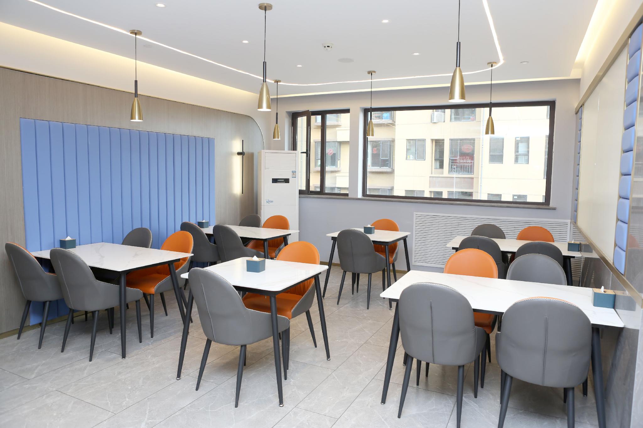 GREENTREE INN TAIYUAN YINGZE DISTRICT JIANSHE(S)ROAD CHANGFENG STREET HOTEL 33/50