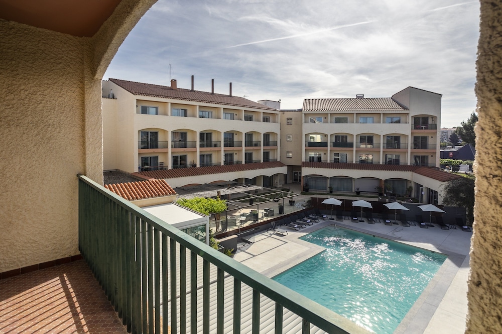 Holiday Inn Perpignan 5/75