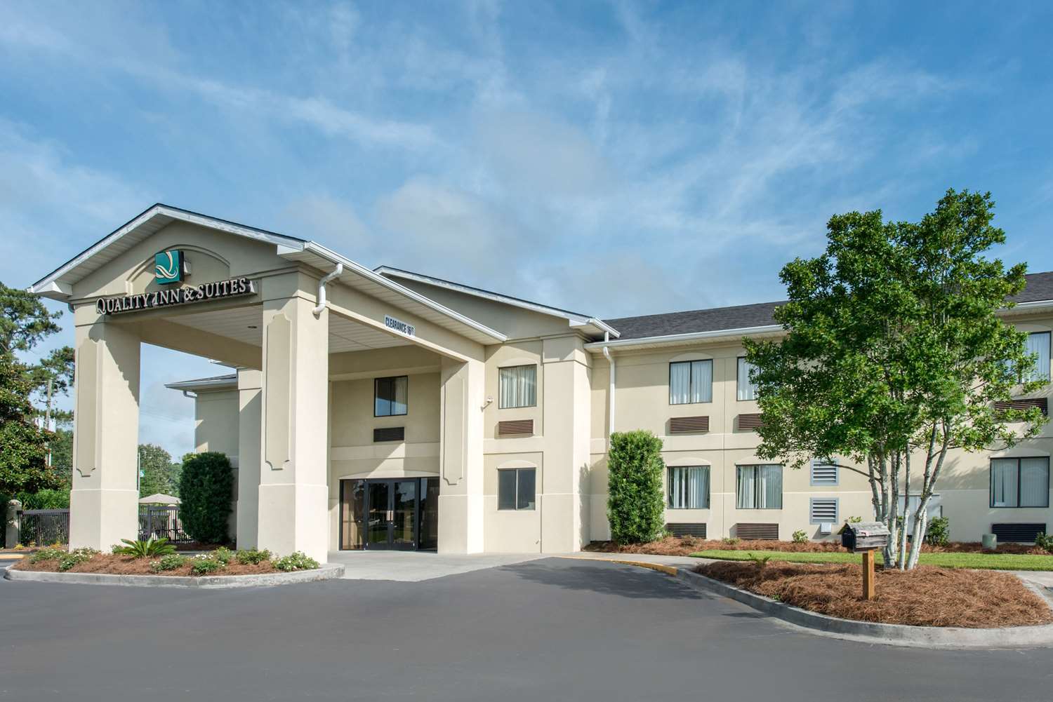 Baymont by Wyndham Port Wentworth 2/11