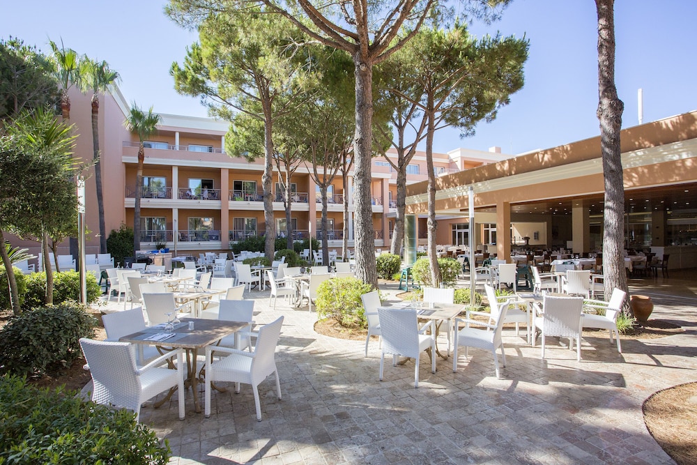 HIPOTELS BARROSA GARDEN 47/66