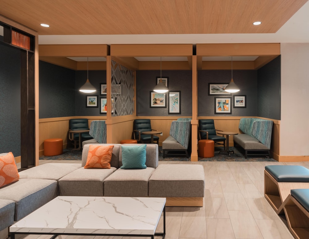 Hyatt Place Sacramento International Airport 22/47