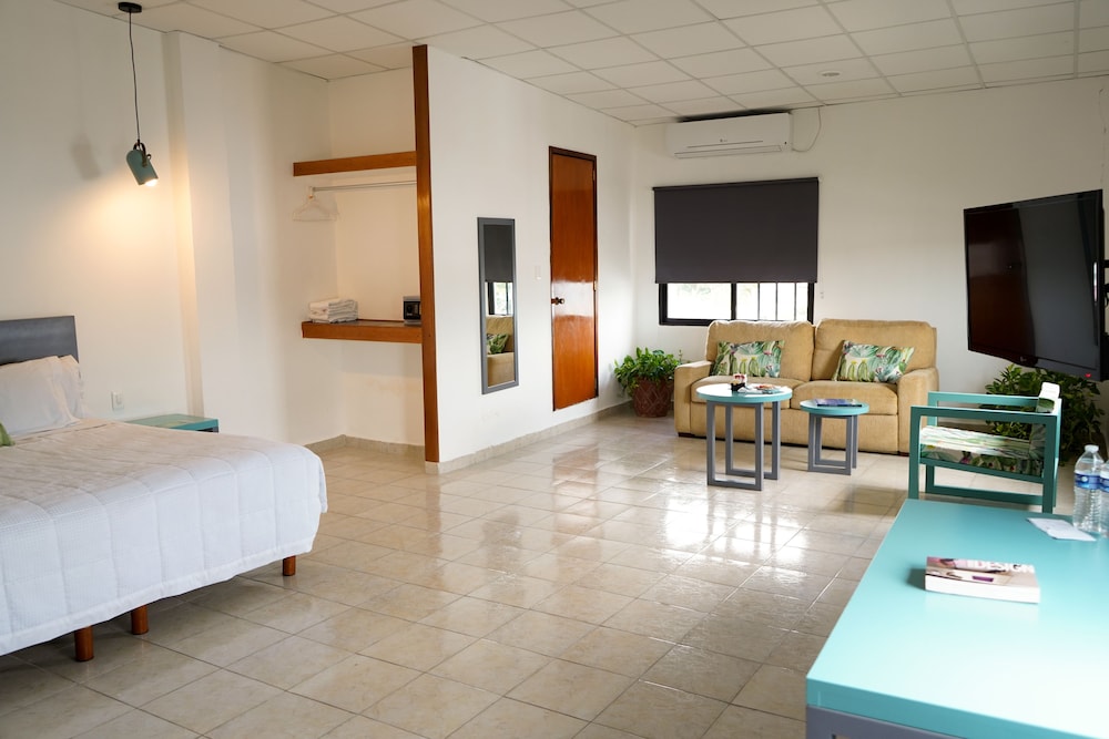 Hotel & Suites Arges - Centro Chetumal 10/44