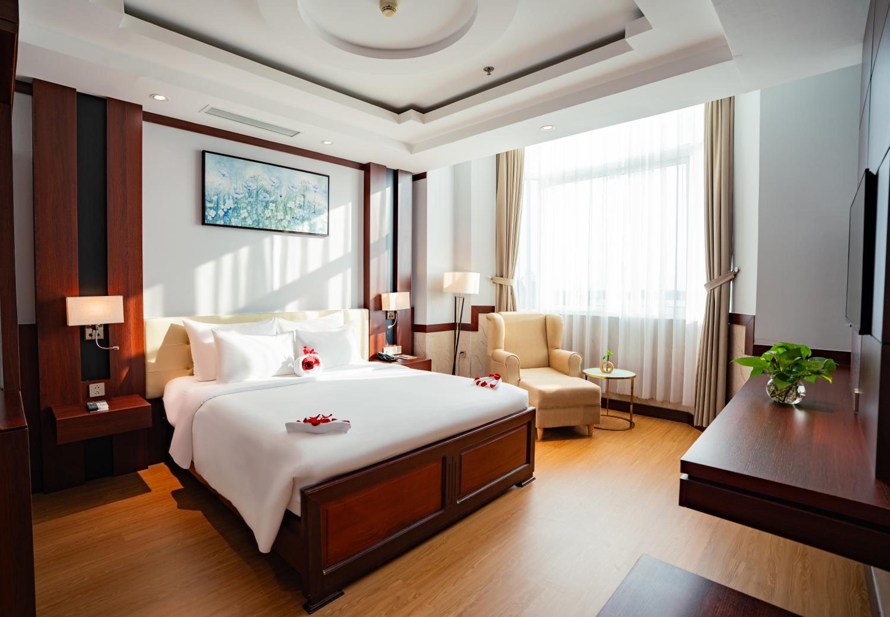 غرفة قياسية، Van Phat Riverside Hotel 2/3